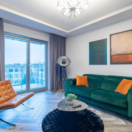 Apartment Nadmorze Premium - W Pelni Klimatyzowany, Plaza, Parking Podziemny, Taras *
