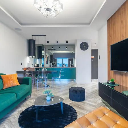 Nadmorze Premium - W Pelni Klimatyzowany, Plaza, Parking Podziemny, Taras